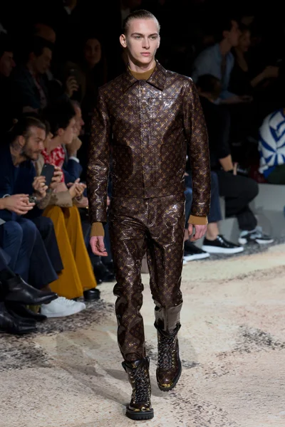 Look 52